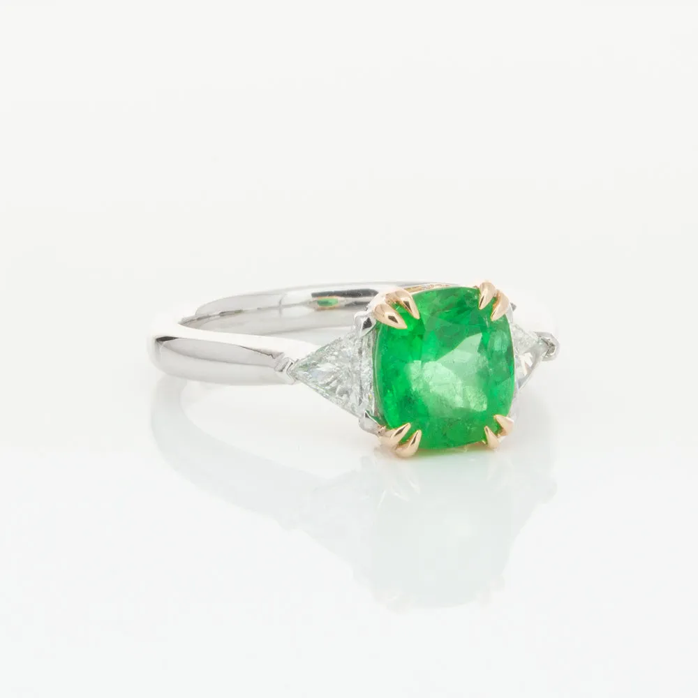 18ct White & Yellow Gold 1.78ct Emerald & Diamond Ring