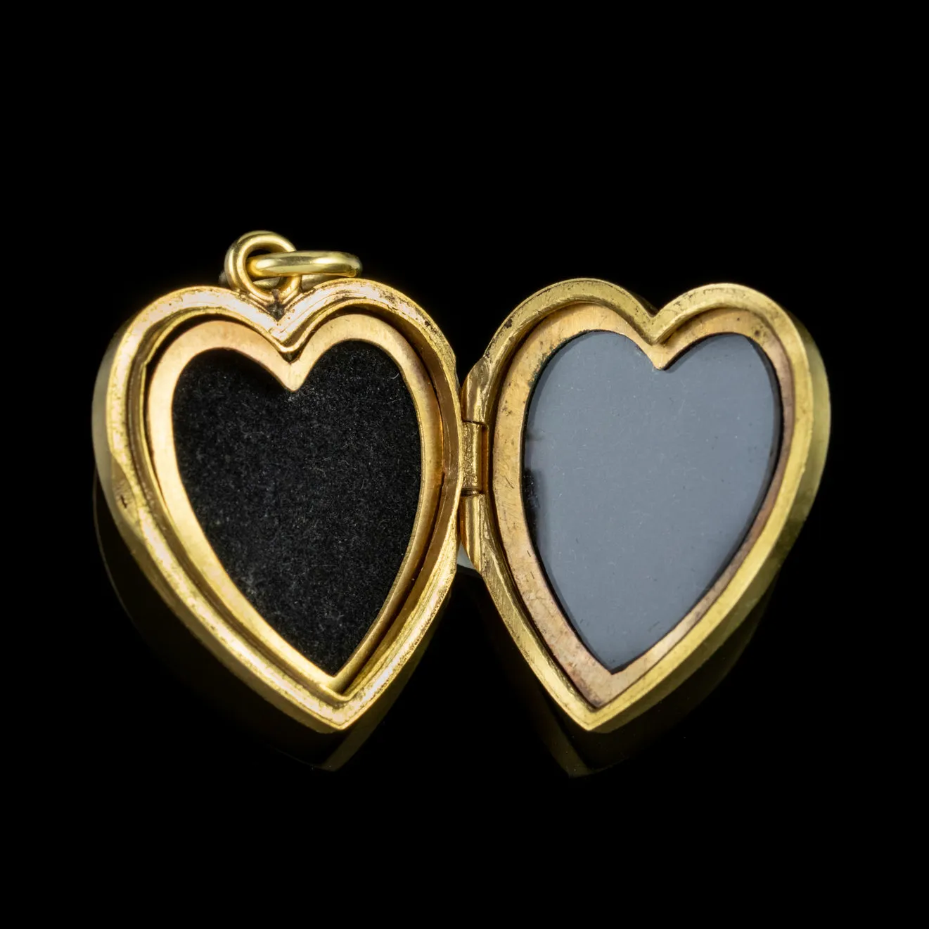 Antique Victorian 18Ct Gold Diamond Heart Locket Pendant Circa 1900
