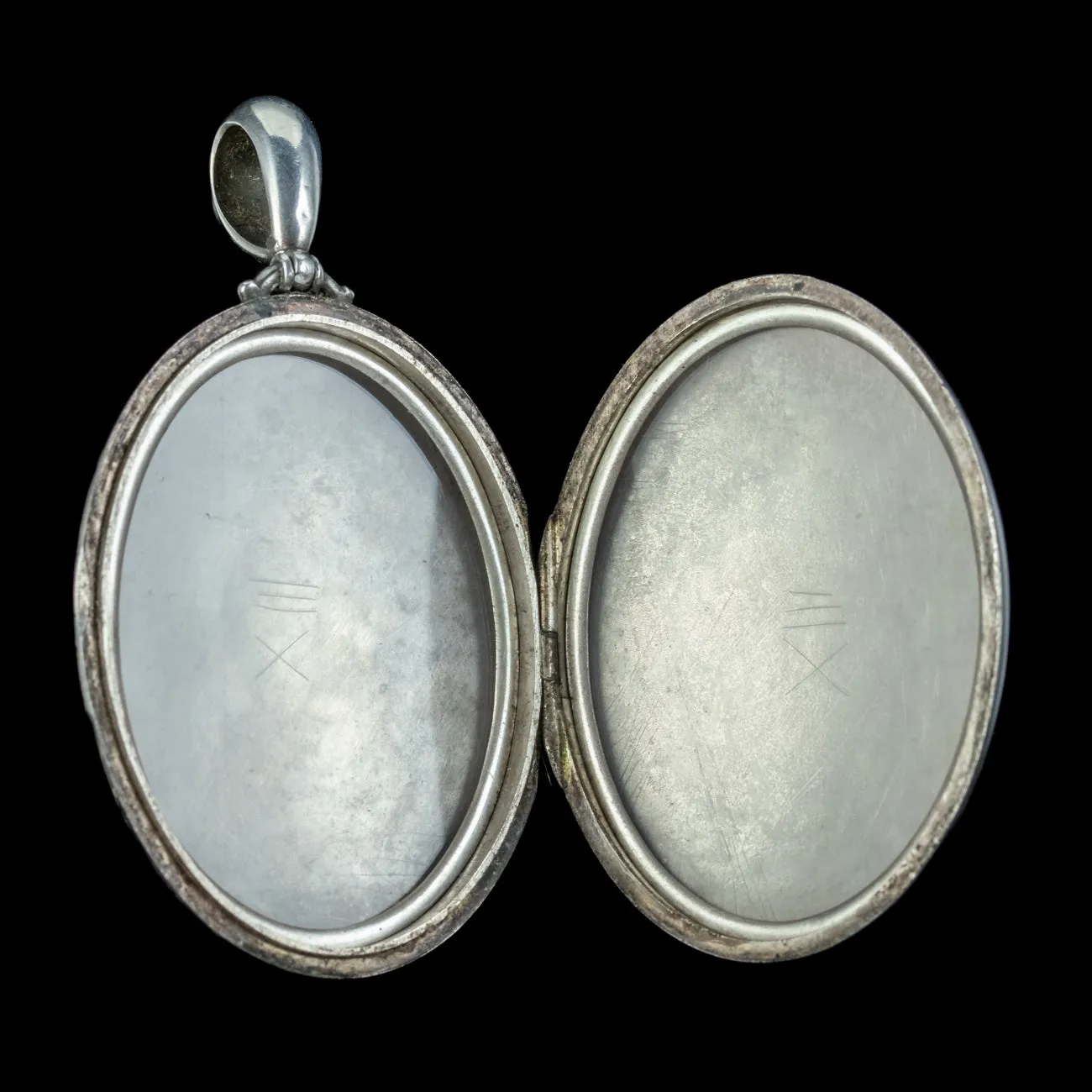 Antique Victorian Chased Silver Locket