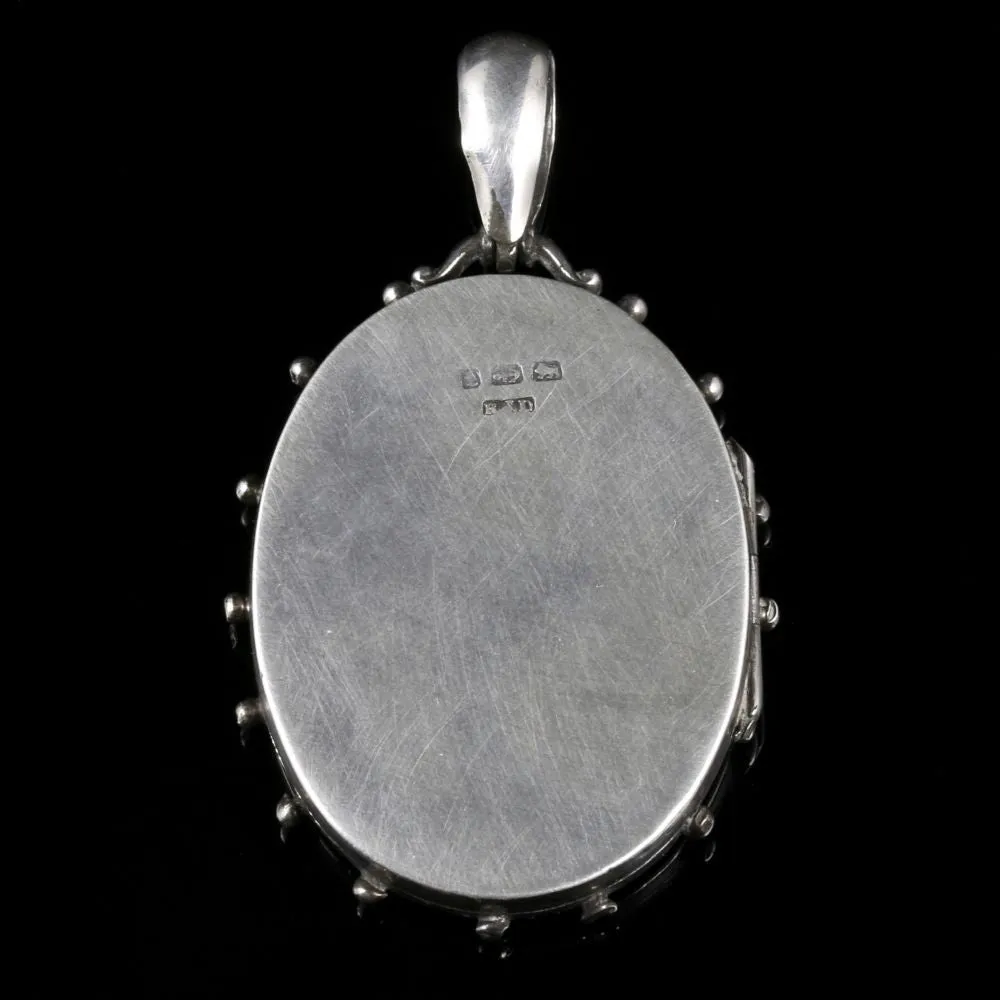 Antique Victorian Silver Locket Dated Birmingham 1885