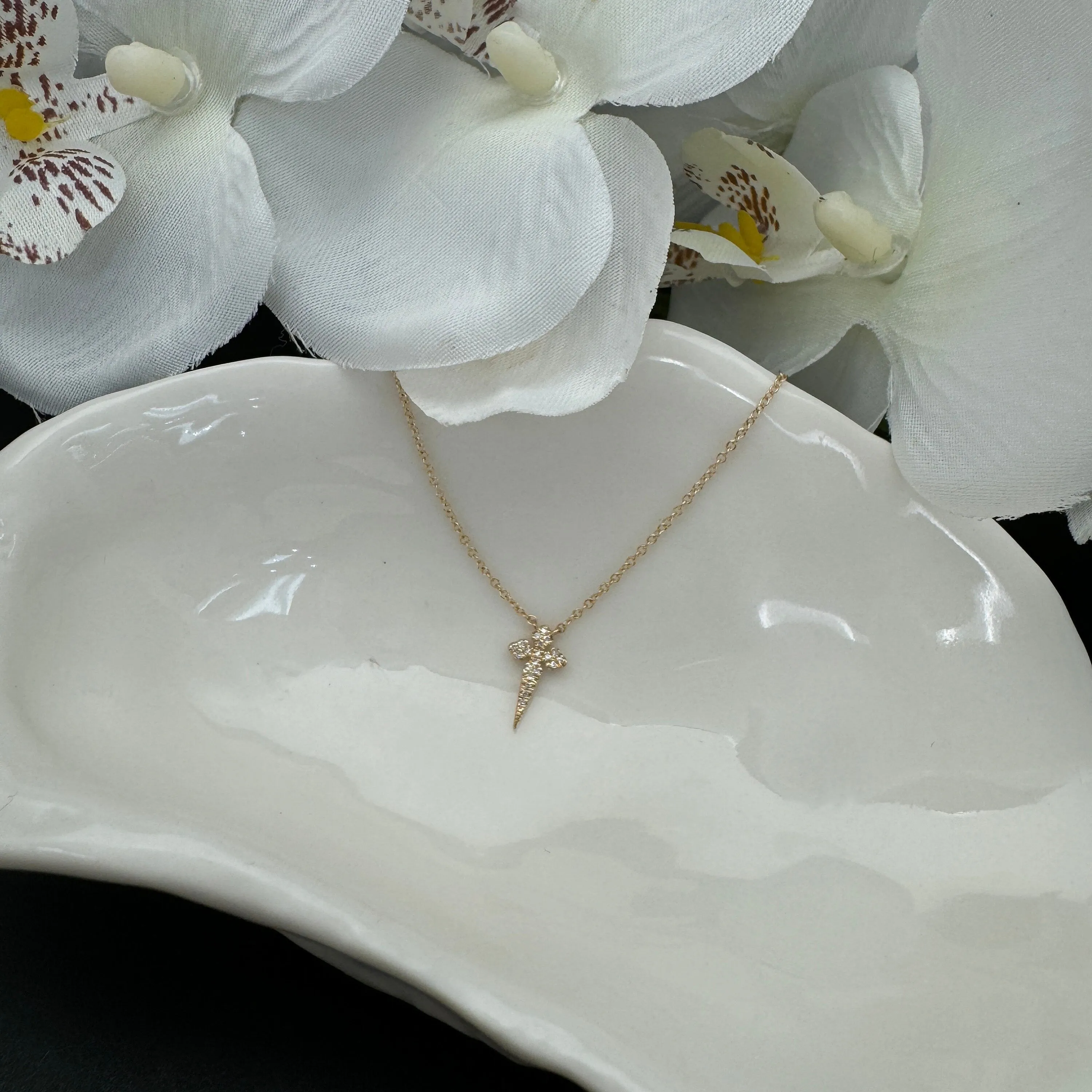 Diamond Cross Necklace 8.40x11.50mm