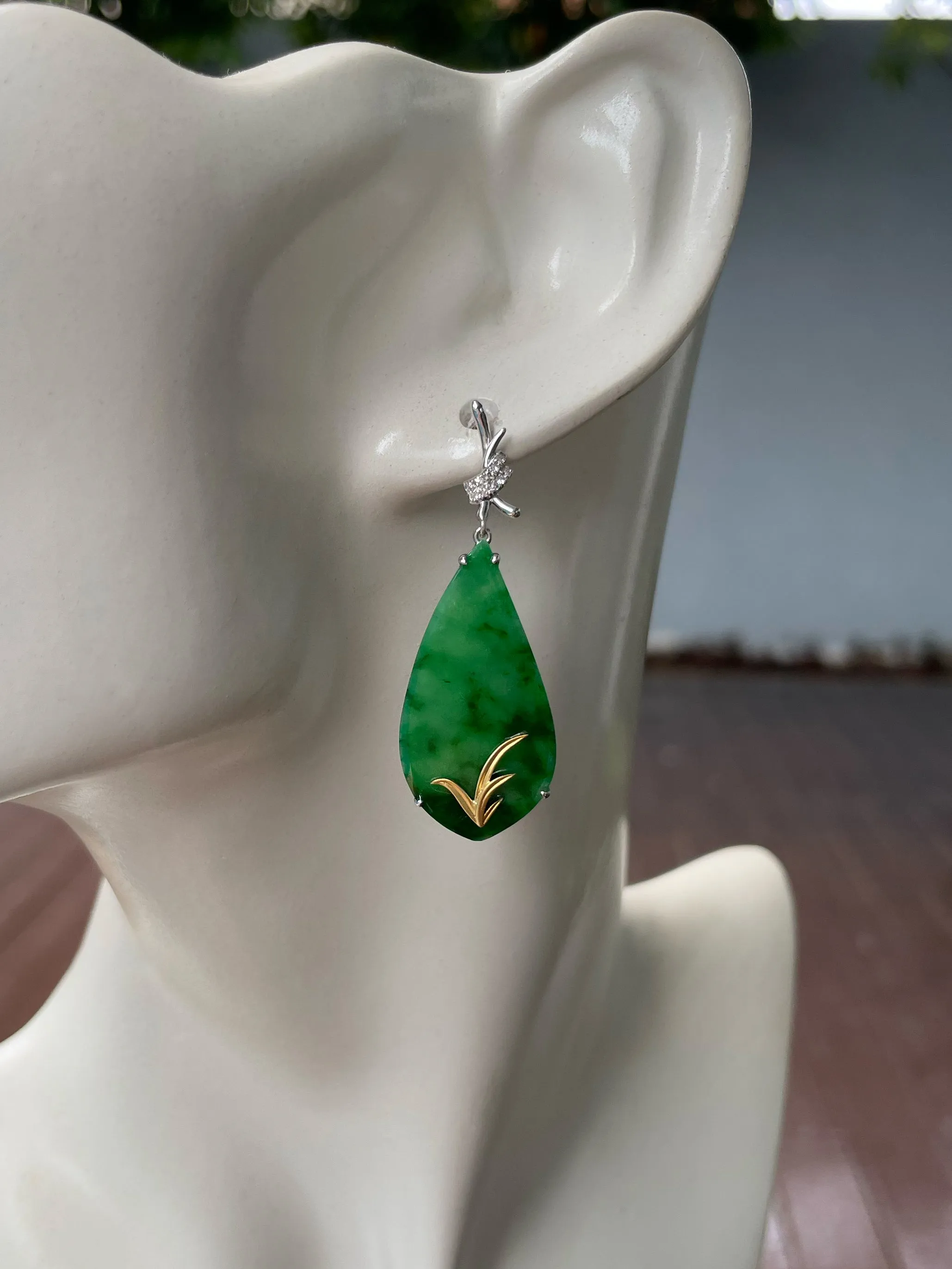 Green Jade Earrings (NJE212)