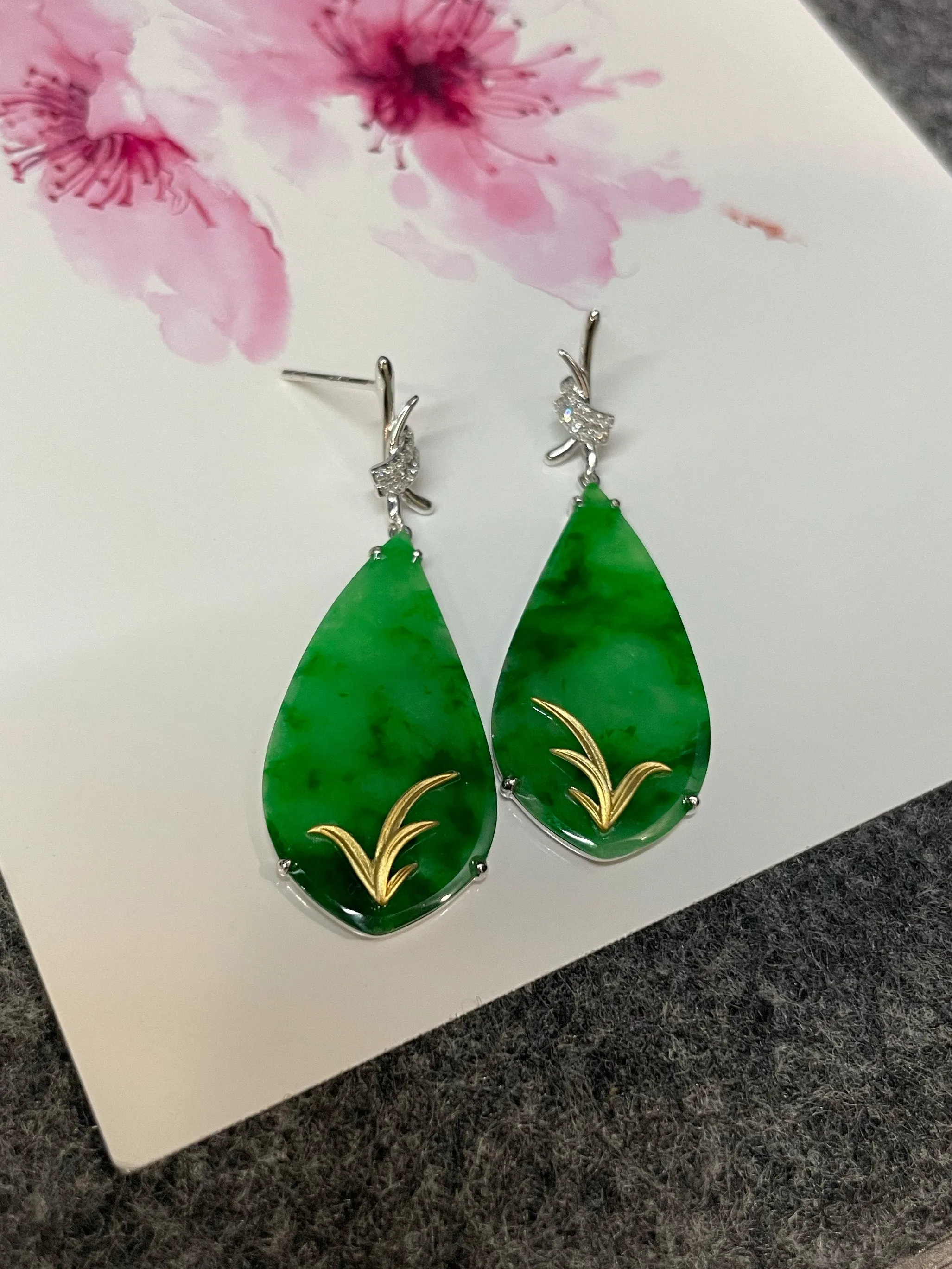Green Jade Earrings (NJE212)