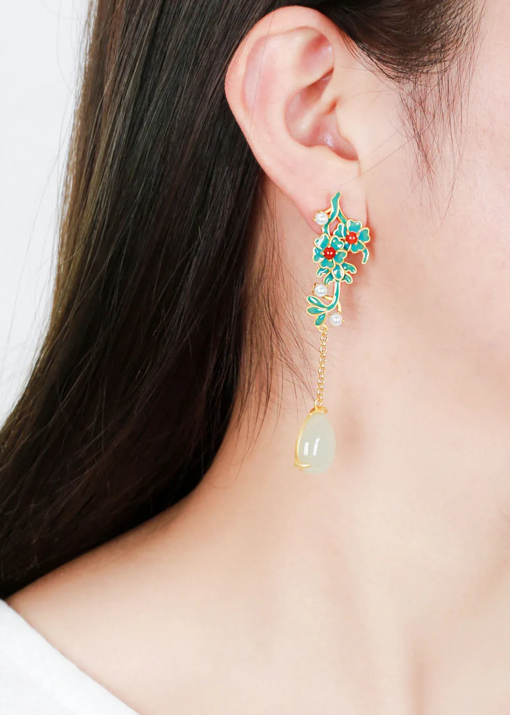 Handmade Droplet Shape Jade Tassel Drop Earrings HE1008