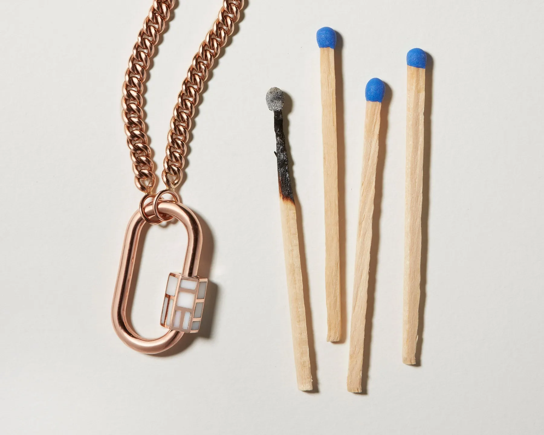 Inlay Lock with Cacholong