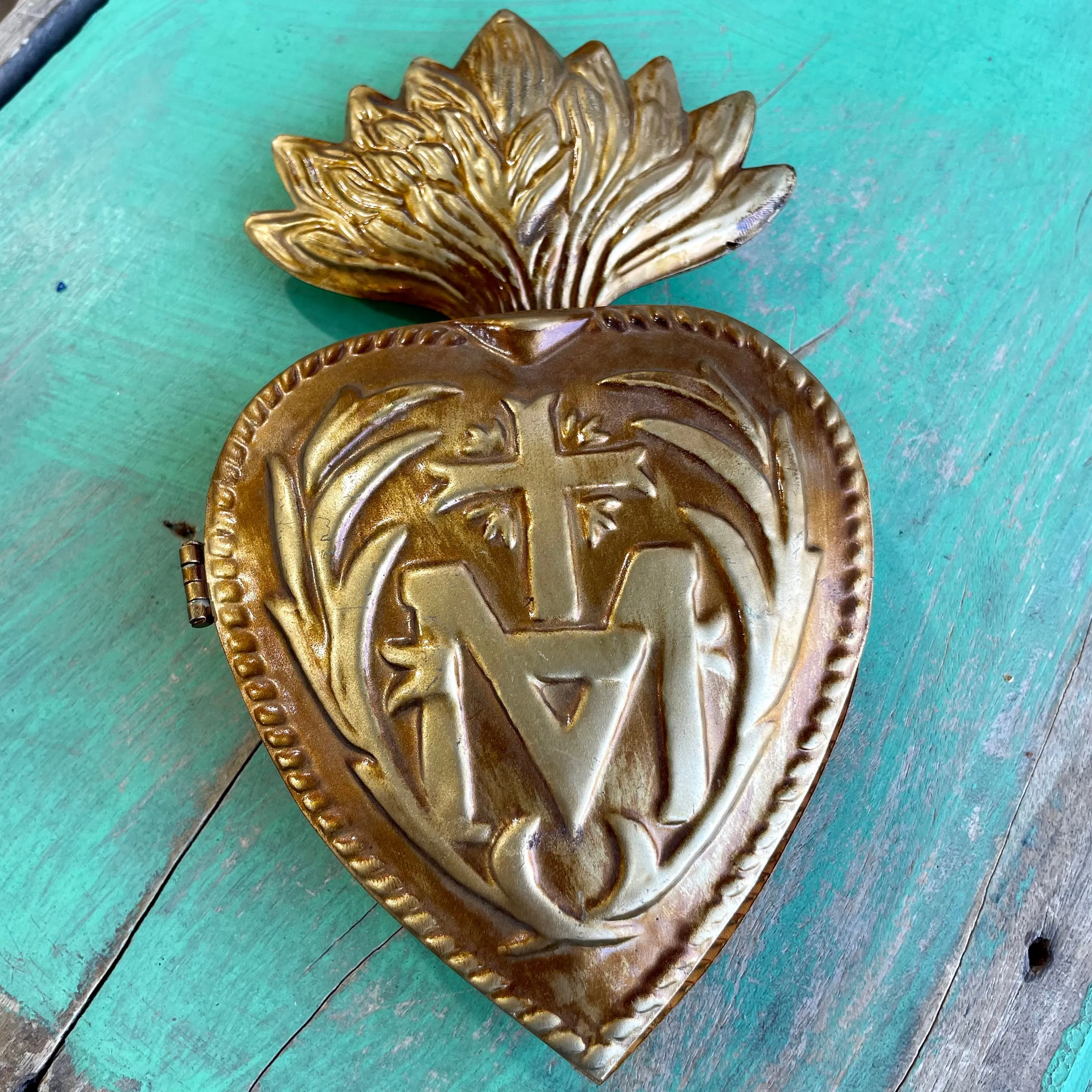 Jesus Through Mary Sacred Heart Box