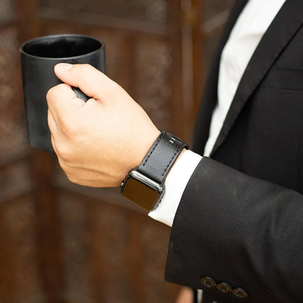 Mens Luxury Designers Black Apple Watch Band Carbon Fiber Leather