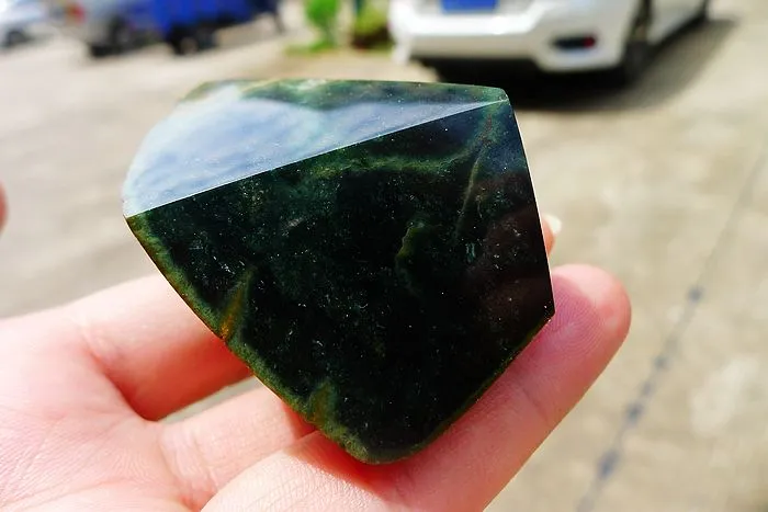 Natural Jade Rough Jadeite Raw (122g,5.2X4.3X3.6cm)