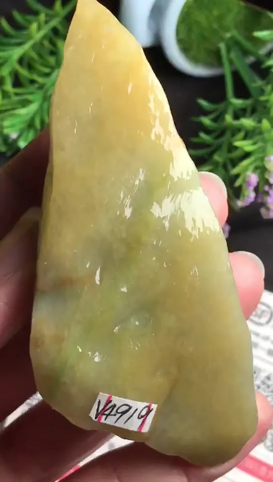 Natural Jade Rough Jadeite Raw (126g,9.1x3.9x2.6cm)-V4919