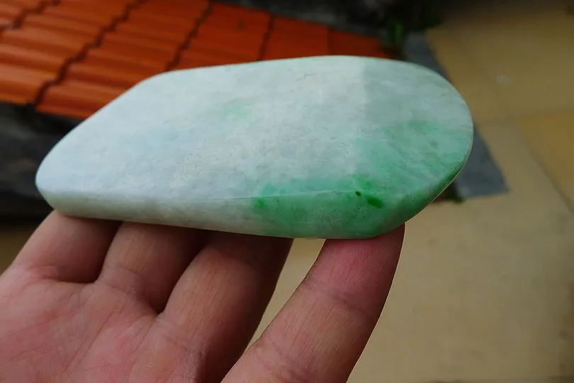 Natural Jade Rough Jadeite Raw (127g,9.6X5.7X0.8cm)