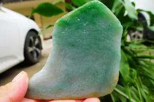 Natural Jade Rough Jadeite Raw (130g,7.8X7.7X1cm)
