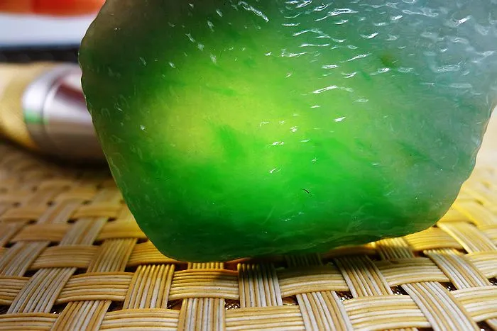 Natural Jade Rough Jadeite Raw (130g,7.8X7.7X1cm)