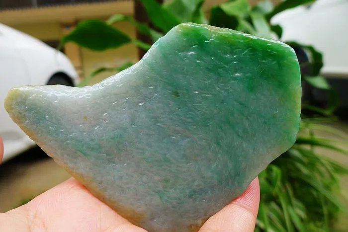 Natural Jade Rough Jadeite Raw (130g,7.8X7.7X1cm)
