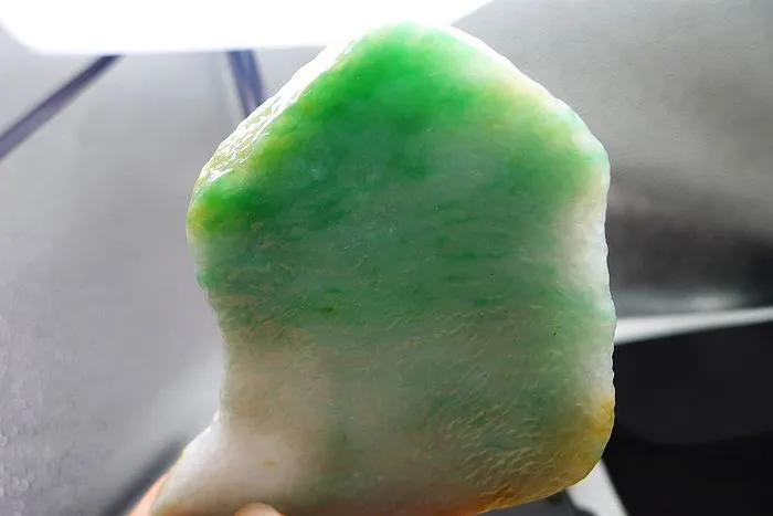 Natural Jade Rough Jadeite Raw (130g,7.8X7.7X1cm)