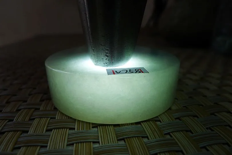 Natural Jade Rough Jadeite Raw (137g,5.6X5.6X1.6cm)