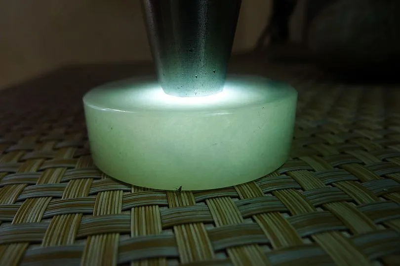 Natural Jade Rough Jadeite Raw (137g,5.6X5.6X1.6cm)