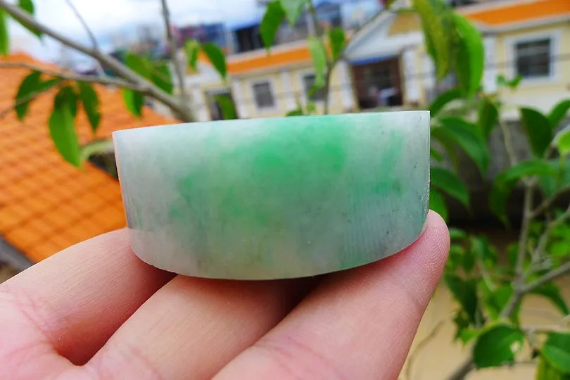 Natural Jade Rough Jadeite Raw (138g,5.35X5.35X1.8cm)