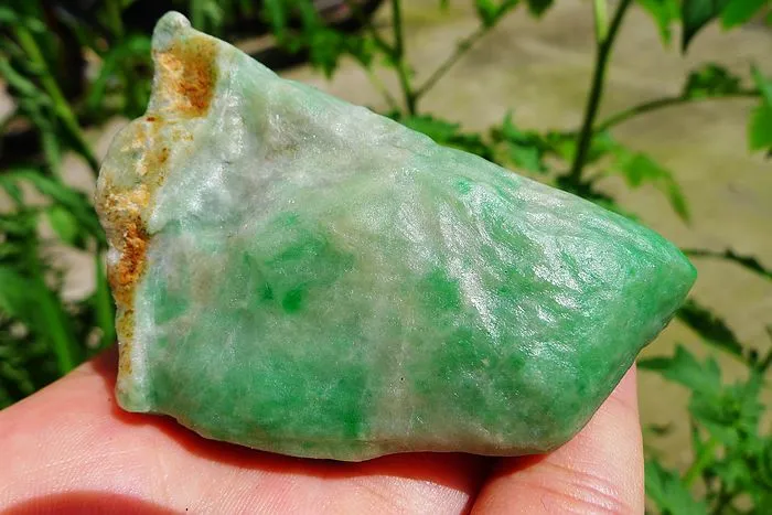 Natural Jade Rough Jadeite Raw (144g,5.7X5.9X3.9cm)