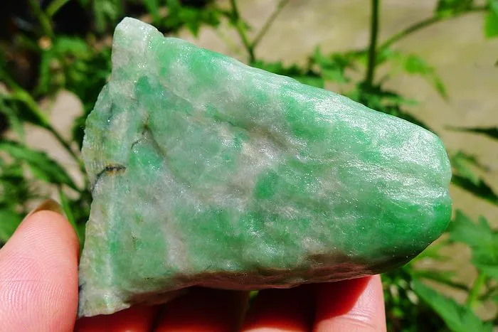 Natural Jade Rough Jadeite Raw (144g,5.7X5.9X3.9cm)