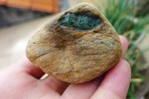 Natural Jade Rough Jadeite Raw (160g,5.2X4.8X3.8cm)