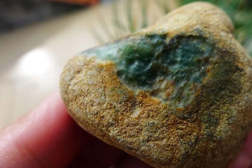 Natural Jade Rough Jadeite Raw (160g,5.2X4.8X3.8cm)
