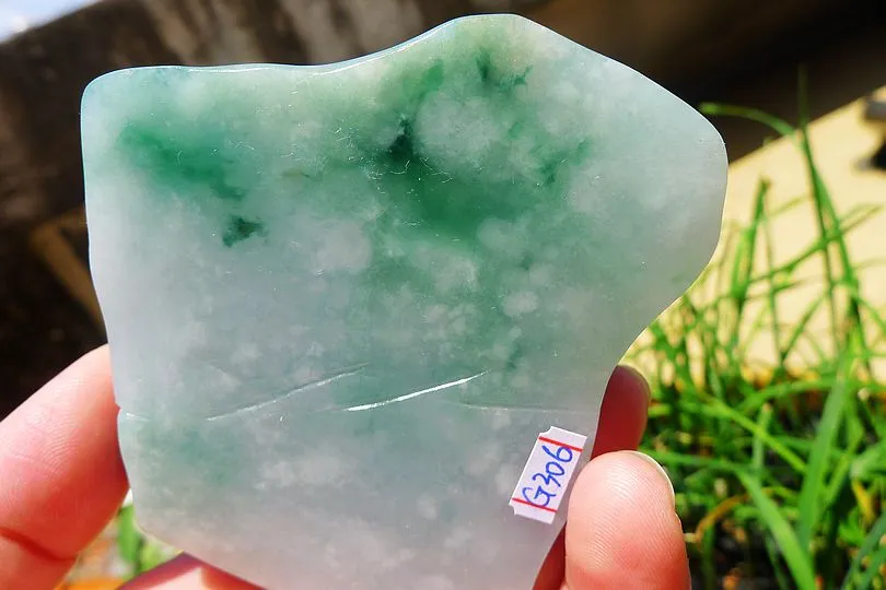 Natural Jade Rough Jadeite Raw (184g,7.4X6.8X1.8cm)