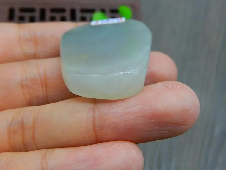 Natural Jade Rough Jadeite Raw (22g, 48X29X7mm)
