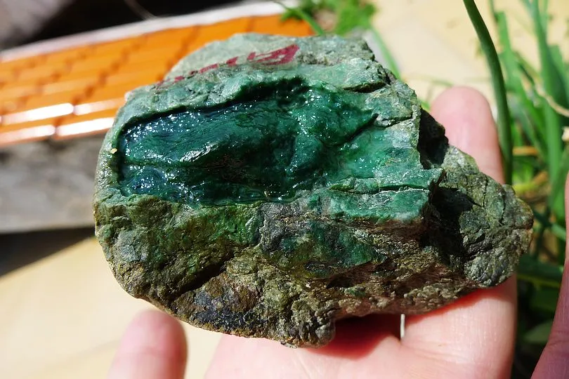 Natural Jade Rough Jadeite Raw (271g,6.6X6.5X4.5cm)