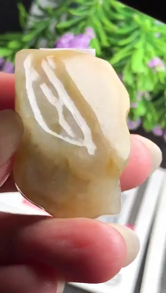 Natural Jade Rough Jadeite Raw (28g,3.5x2.4x1.7cm)-V2878