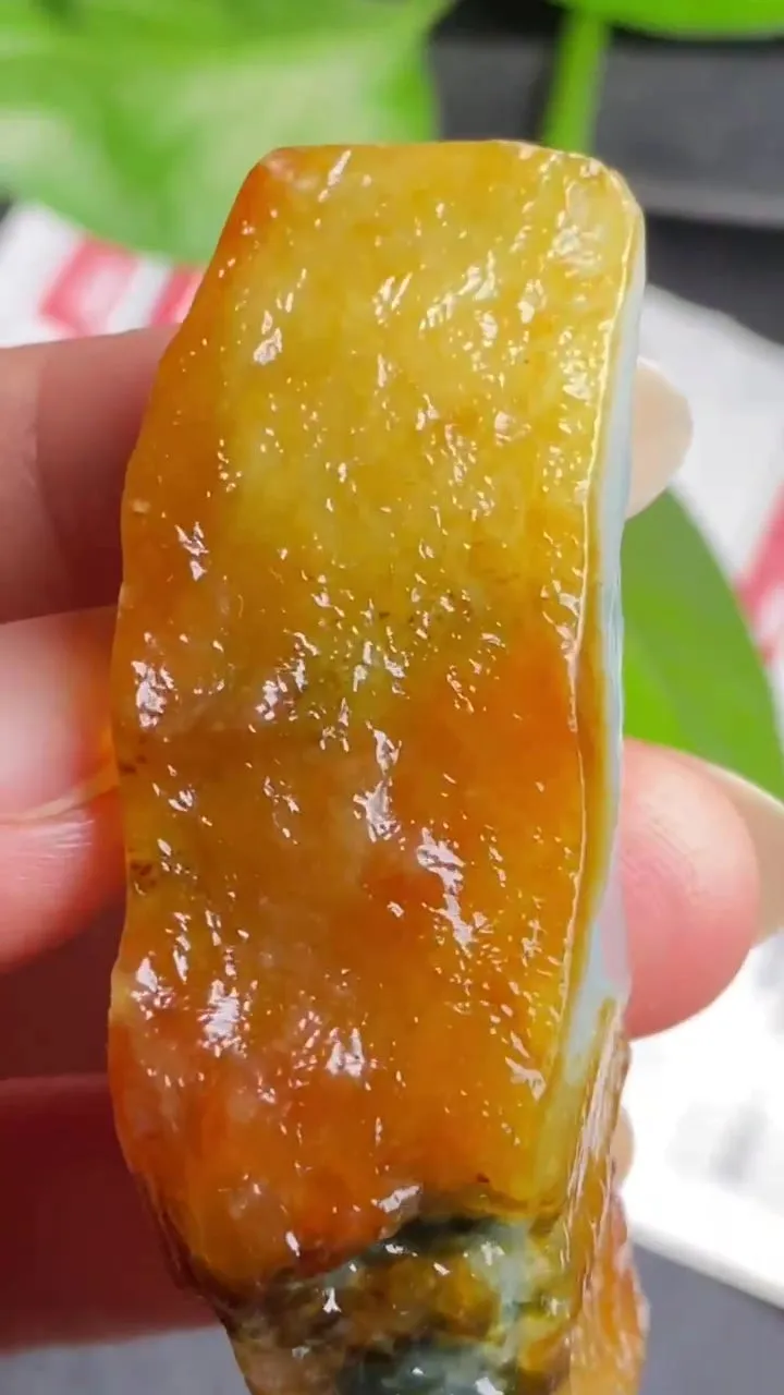 Natural Jade Rough Jadeite Raw (33g,64X24X14mm)-A6139