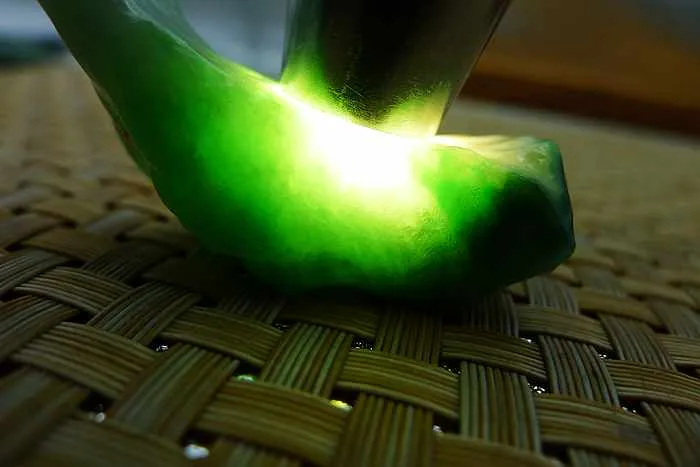 Natural Jade Rough Jadeite Raw (35g,4.8X1.8X1.6cm)