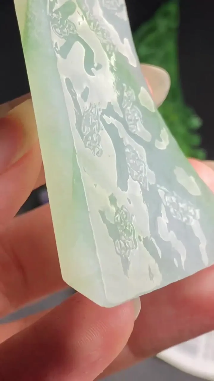 Natural Jade Rough Jadeite Raw (37g,52X42X7.6mm)-A5129