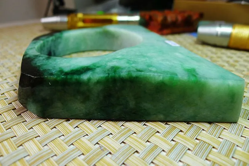 Natural Jade Rough Jadeite Raw (452g,12.8X9.9X12.3cm)