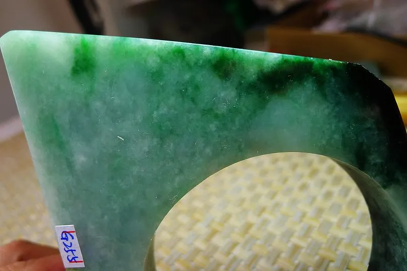 Natural Jade Rough Jadeite Raw (452g,12.8X9.9X12.3cm)