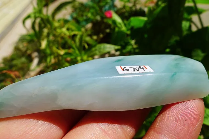 Natural Jade Rough Jadeite Raw (52g,8.4X3X1.05cm)