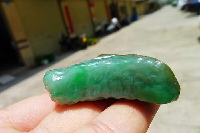 Natural Jade Rough Jadeite Raw (53g,5.2X3.8X1.6cm)