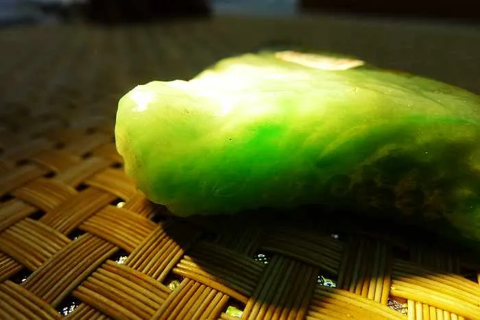 Natural Jade Rough Jadeite Raw (53g,5.2X3.8X1.6cm)