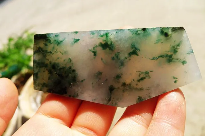 Natural Jade Rough Jadeite Raw (65g,8.2X3.7X0.75cm)