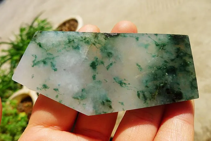Natural Jade Rough Jadeite Raw (65g,8.2X3.7X0.75cm)