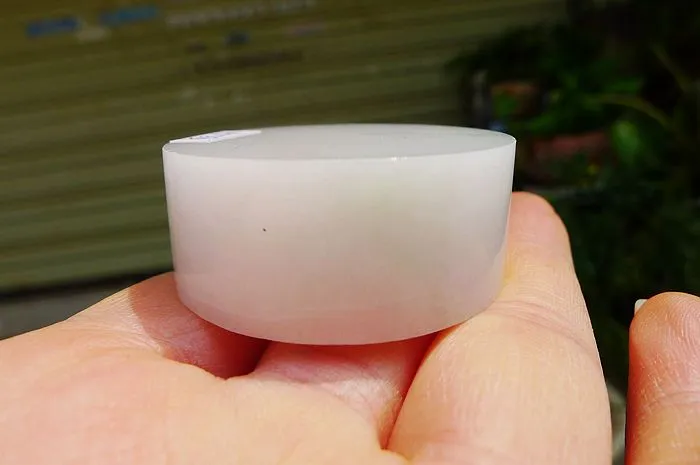 Natural Jade Rough Jadeite Raw (70g,4X1.7cm)