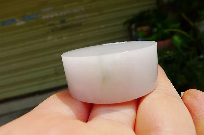 Natural Jade Rough Jadeite Raw (70g,4X1.7cm)