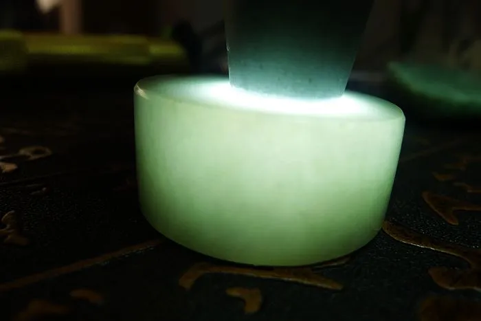 Natural Jade Rough Jadeite Raw (74g,6.8X4X1.55cm)