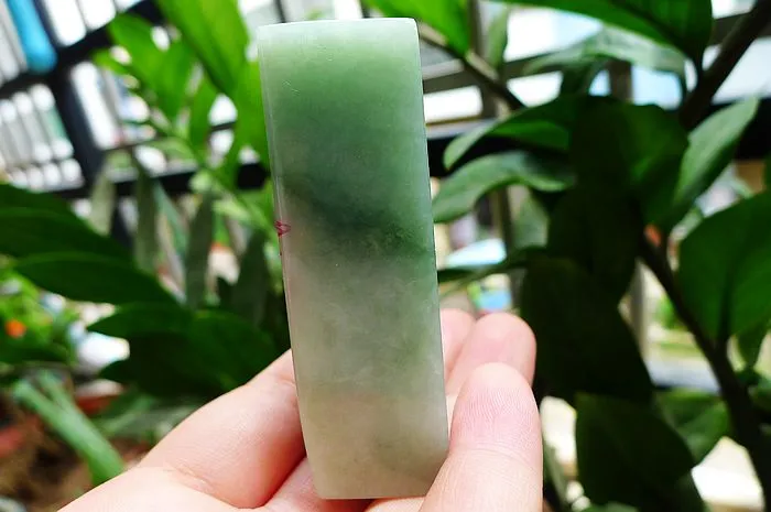 Natural Jade Rough Jadeite Raw (94g,6.7X2.1X2.0cm)