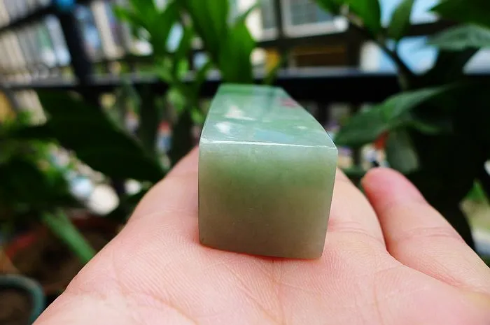 Natural Jade Rough Jadeite Raw (94g,6.7X2.1X2.0cm)