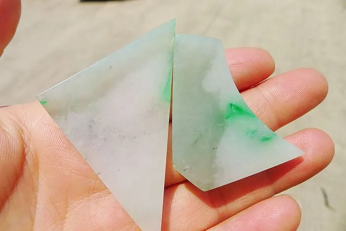 Natural Jade Rough Jadeite Raw S-32g