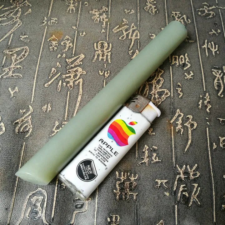 Natural Kunlun Jade Rough Nephrite Raw (131g, 15.5X1.9X1.9cm)