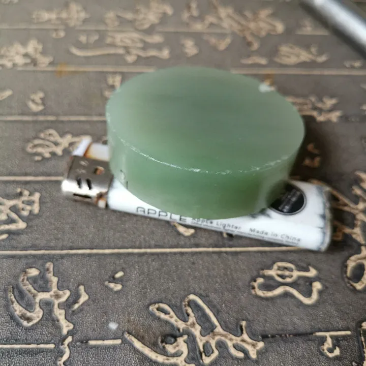 Natural Kunlun Jade Rough Nephrite Raw (141g, 5.9X5.9X1.7cm)