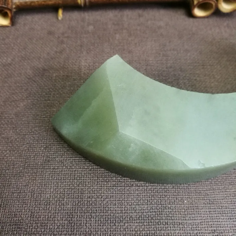 Natural Kunlun Jade Rough Nephrite Raw (256g,13X4X2.8cm)