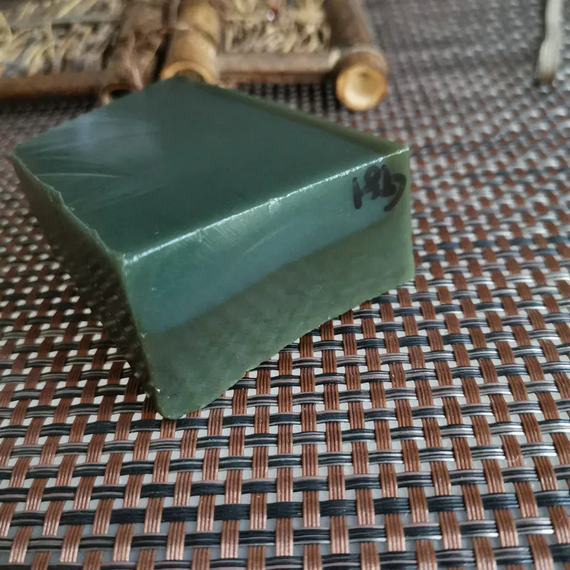 Natural Kunlun Jade Rough Nephrite Raw (306g, 8.5X5.8X3.3cm)