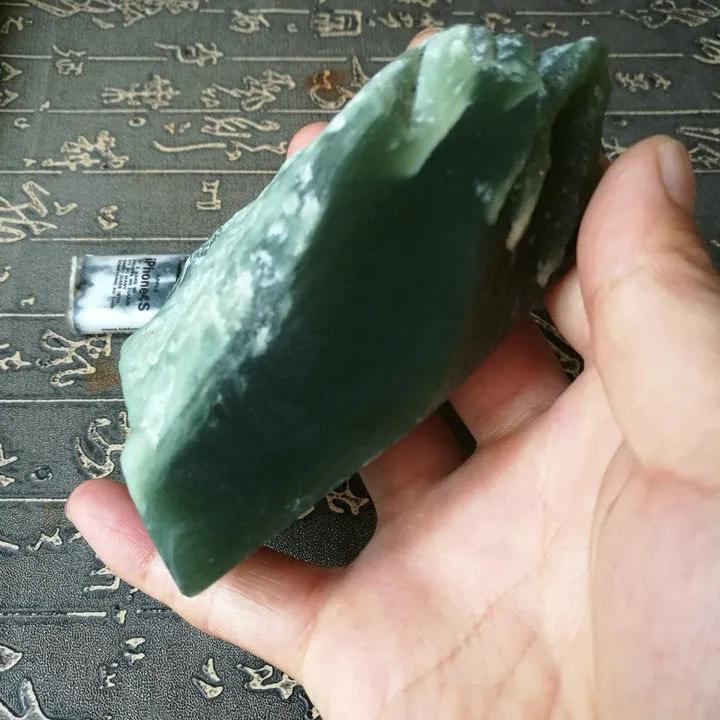 Natural Kunlun Jade Rough Nephrite Raw (412g, 12X6X3.5cm)